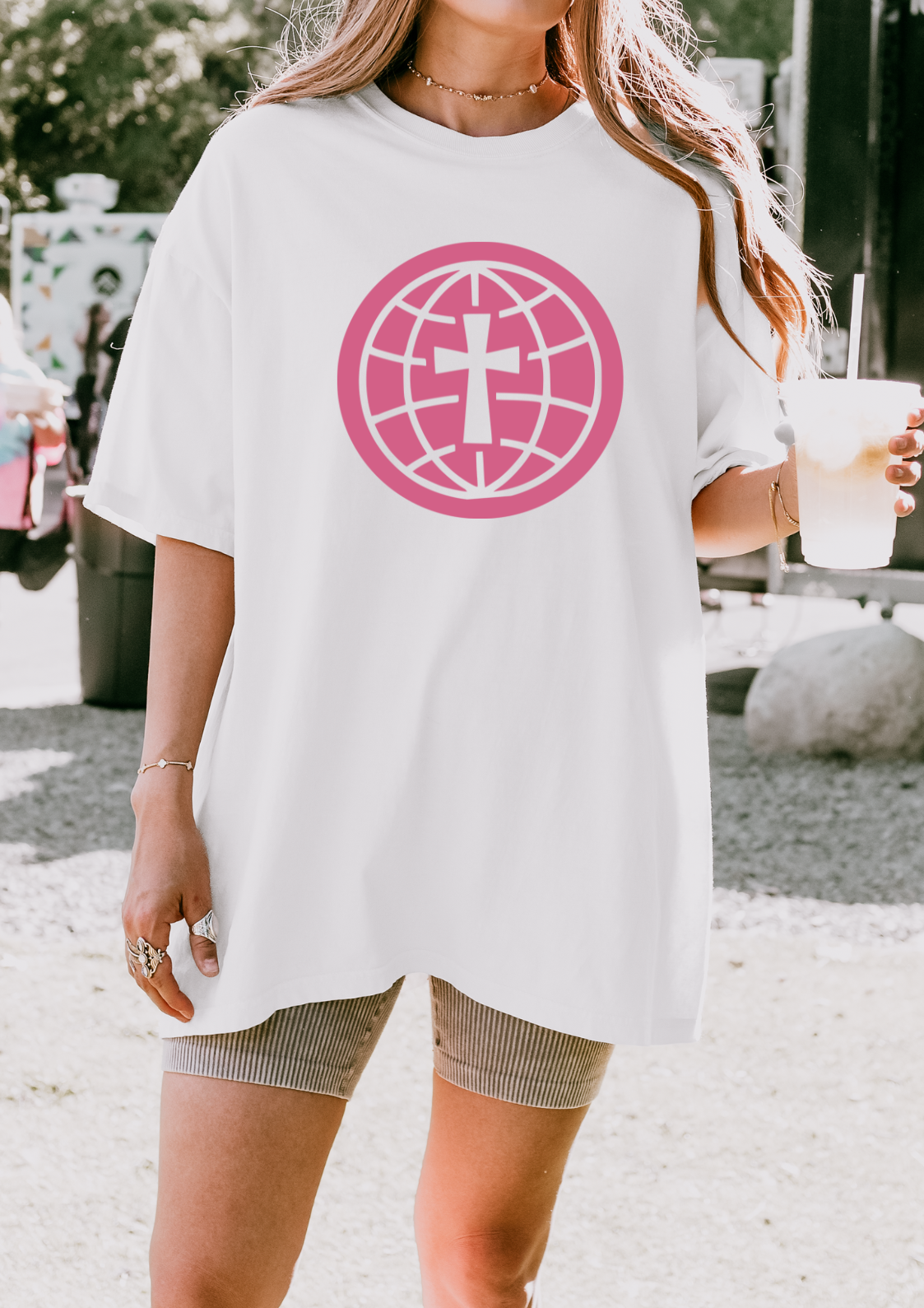 PINK CROSS GLOBE t-shirt